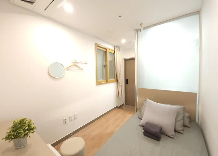 Oyo Myeongdong 2 Hostel