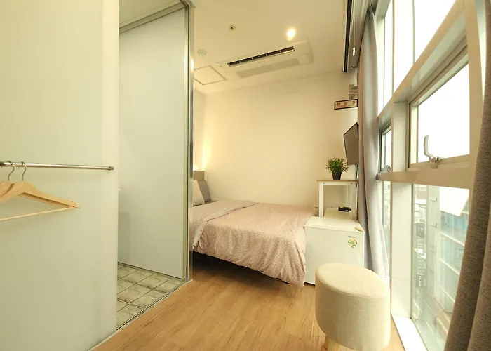 Oyo Myeongdong 2 Хостел