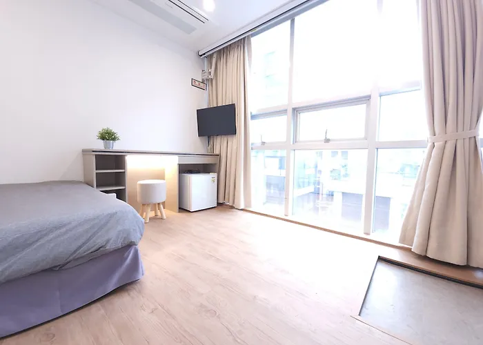 Хостел Oyo Myeongdong 2 *